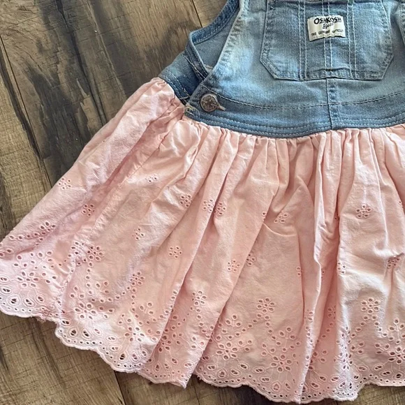 Oshkosh B’gosh overall dress 4T - Picture 4 of 6